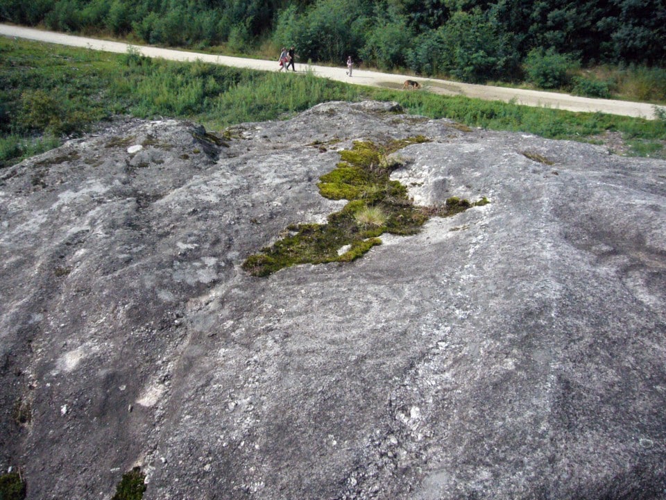 petroglifos outeiro da mina2