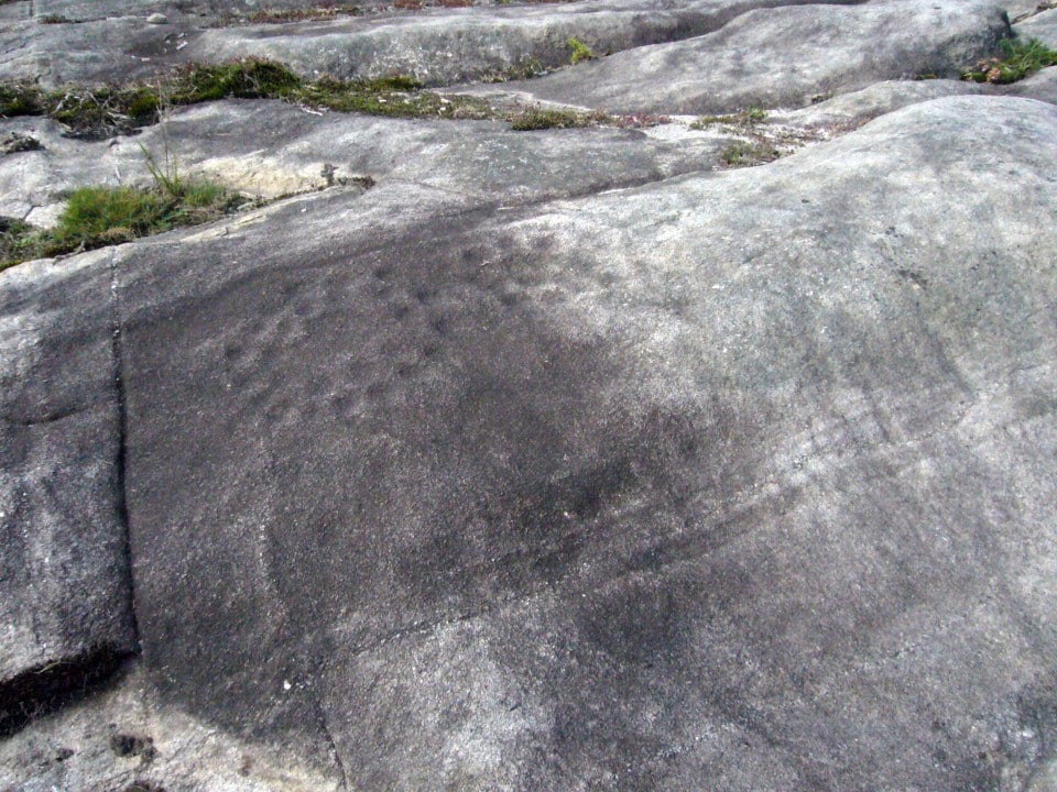 petroglifos outeiro da mina3